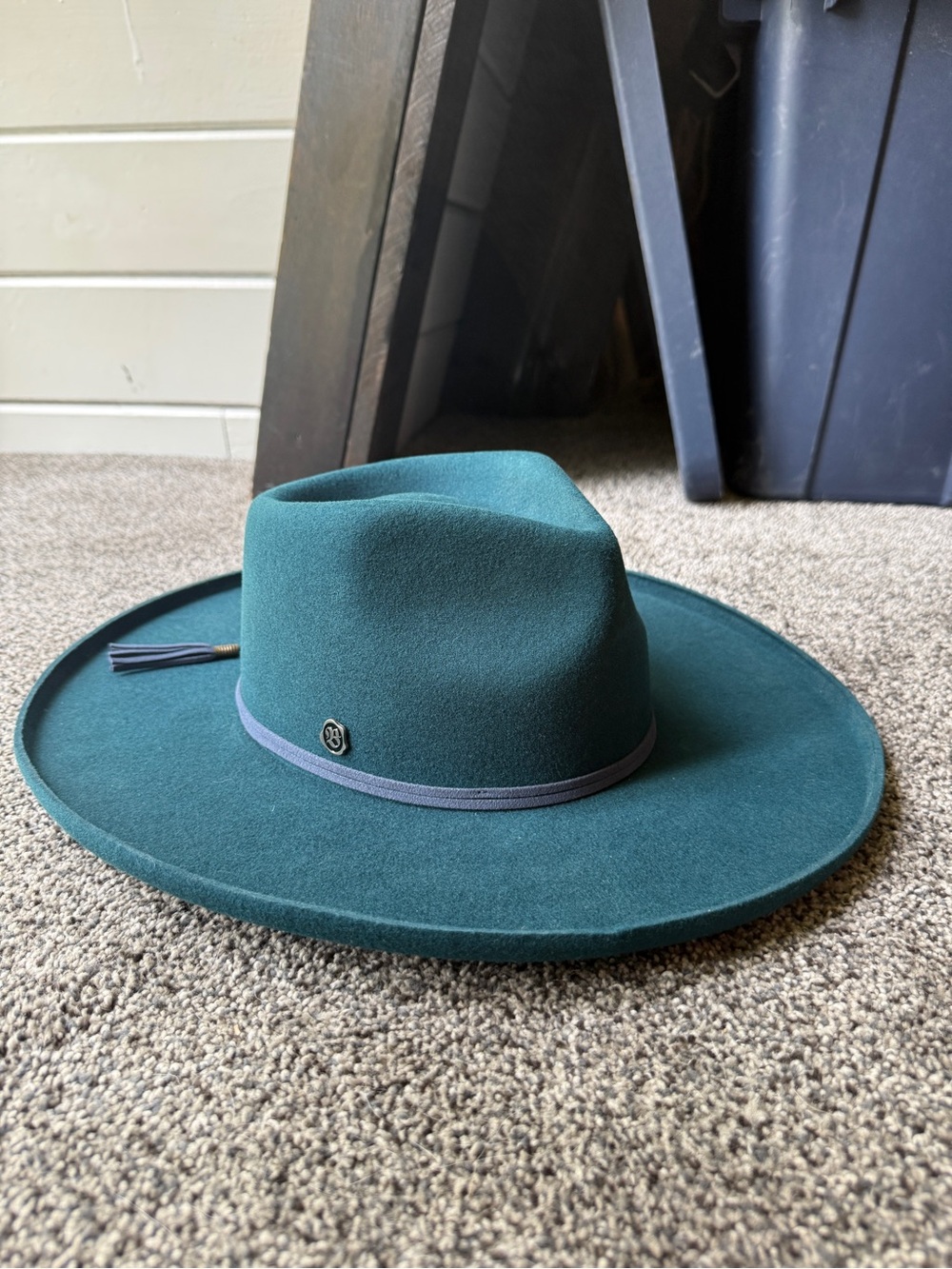 Biltmore Hats Wide-Brim Felt Rancher Hat in Teal with pencil curl brim